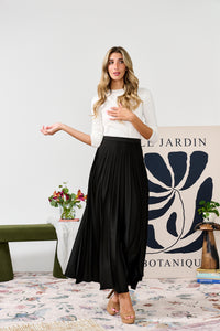 MW Charcoal Satin Pleated Skirt 333666