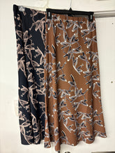 Load image into Gallery viewer, Ginger Skirt WB4CPT7070SL

