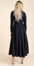 Load image into Gallery viewer, Apparalel Folie Dress
