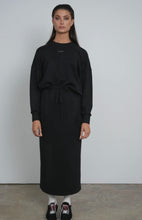 Load image into Gallery viewer, Point Sweats Cargo Pocket Skirt
